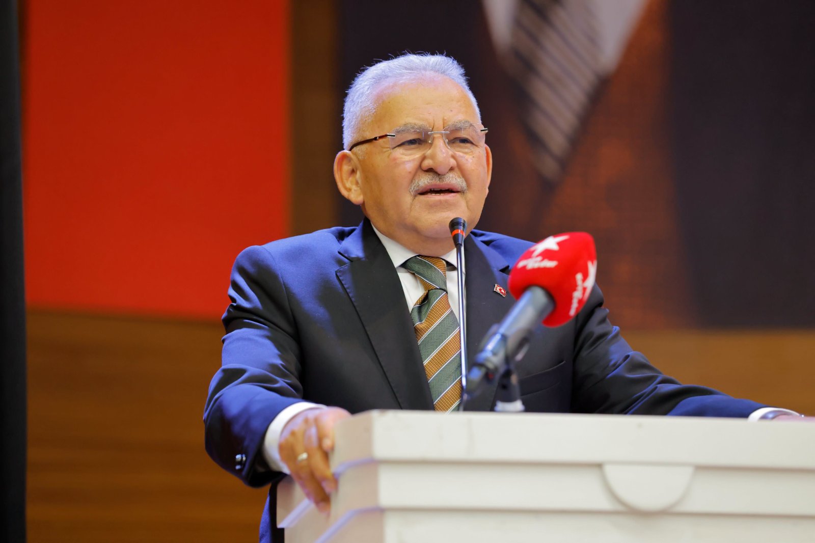 BAŞKAN BÜYÜKKILIÇ, AK PARTİ KAYSERİ İL KADIN KOLLARI DANIŞMA MECLİSİ TOPLANTISI’NA KATILDI