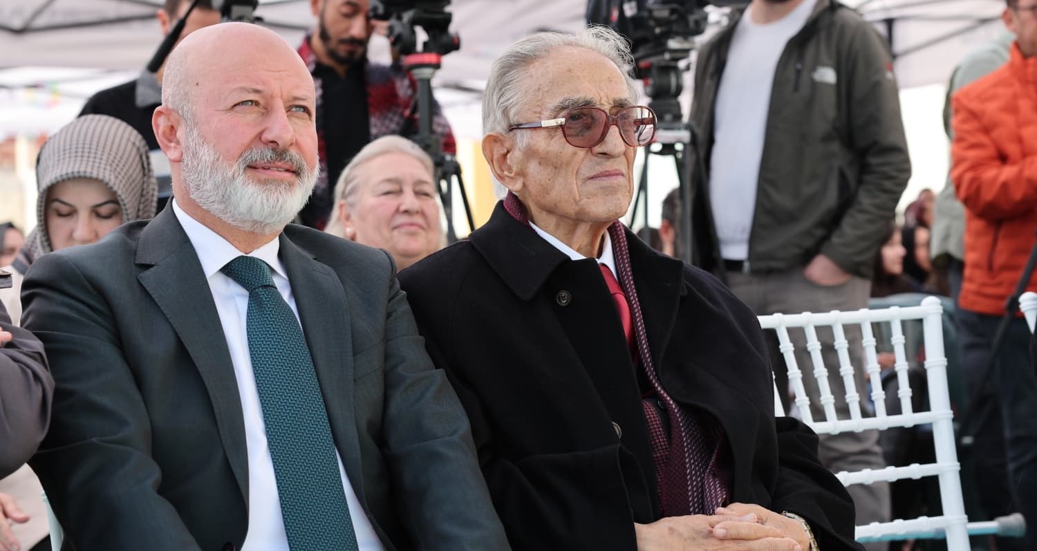 KOCASİNAN’DA TÜRKAN ALTUN VE AVUKAT MEHMET ALTUN ANADOLU LİSESİ AÇILDI