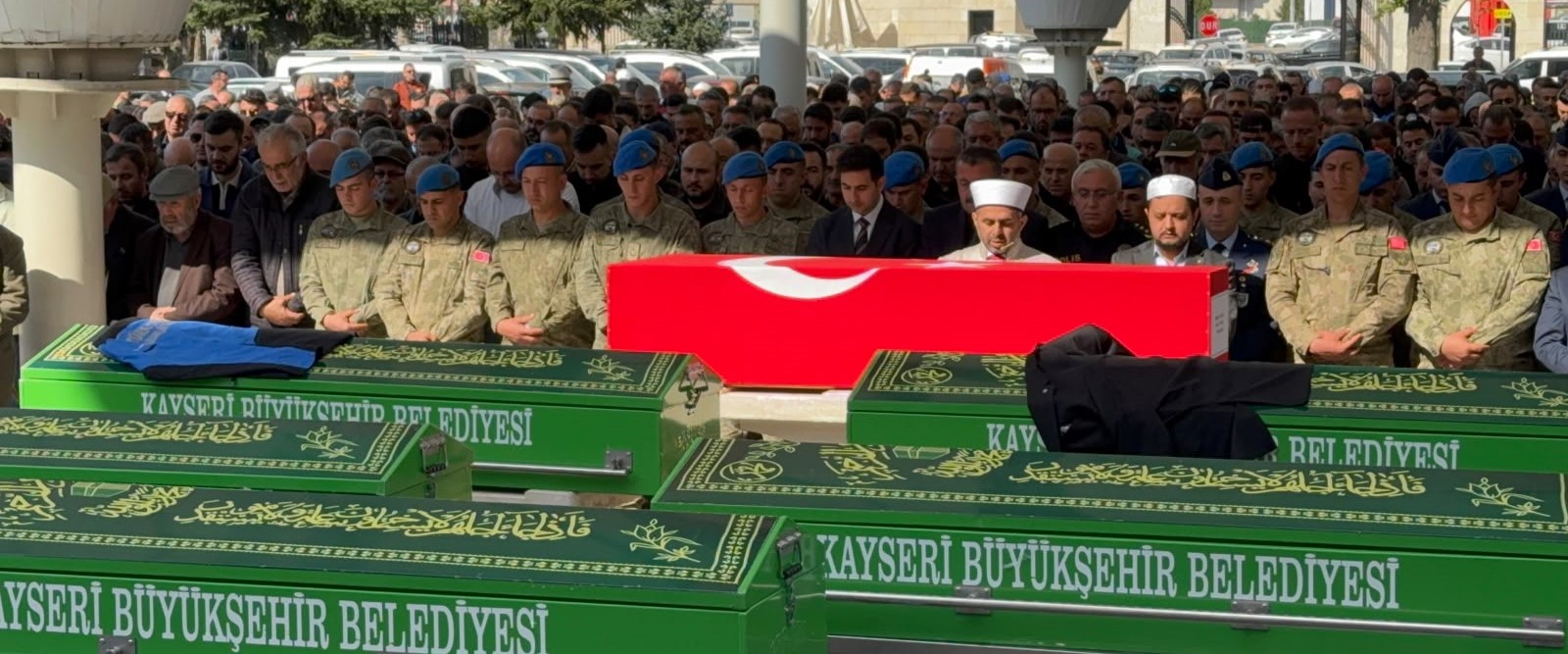Erciyes’te hayatını kaybeden dağcı son yolculuğuna uğurlandı
