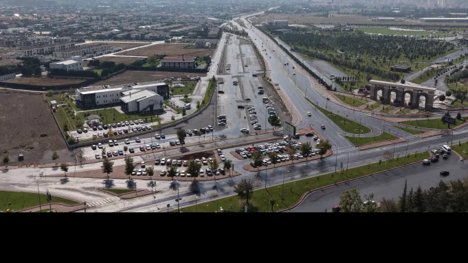 RECEP TAYYİP ERDOĞAN MİLLET BAHÇESİ İÇİN 900 ARAÇLIK YENİ OTOPARK