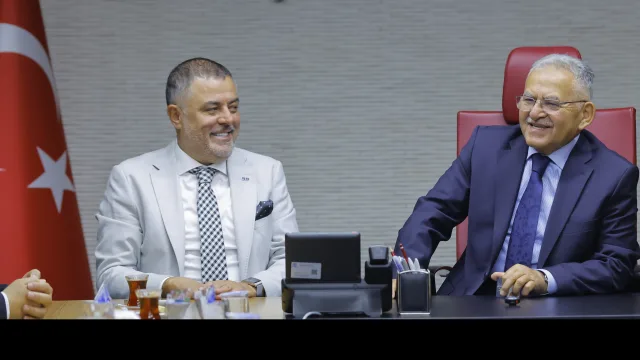BAŞKAN BÜYÜKKILIÇ, ERBİL İŞ DÜNYASINI AĞIRLADI