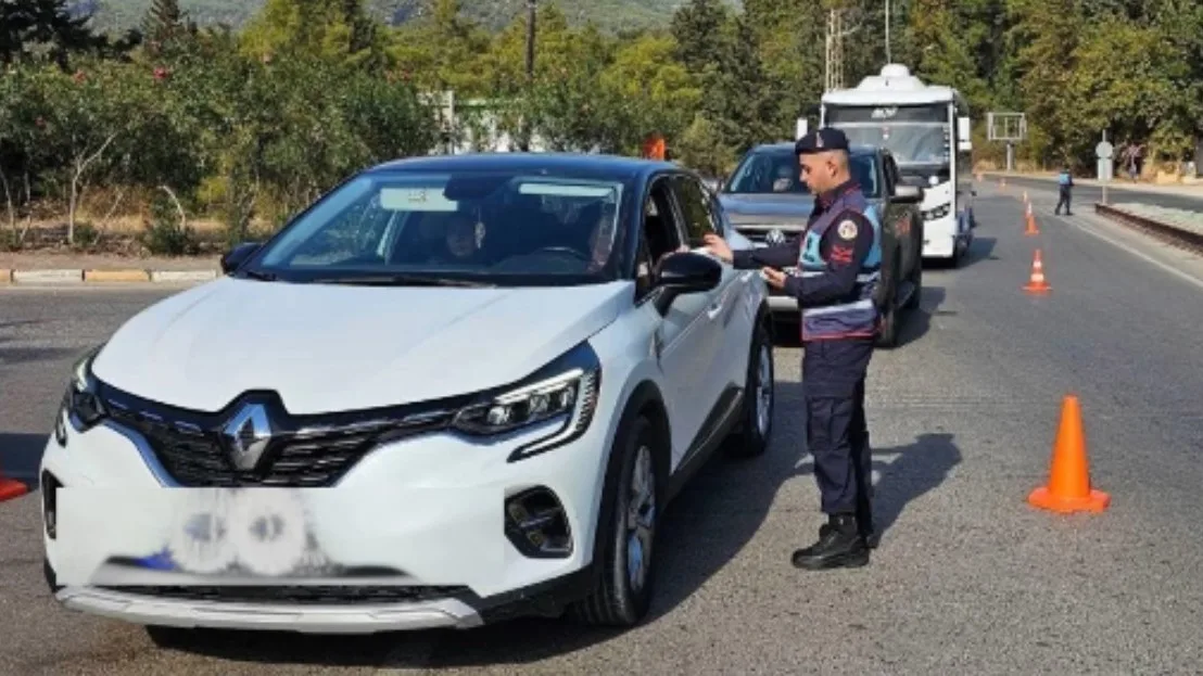 81 İLDE ARANAN 912 KİŞİ YAKALANDI