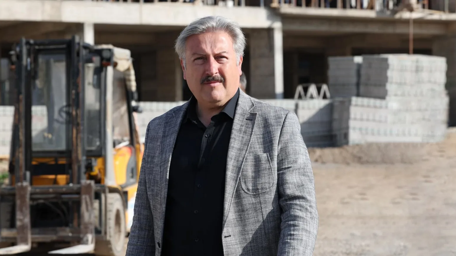 YILDIRIM BEYAZIT MAHALLESİ'NİN İKİ OKULU DA HIZLA TAMAMLANIYOR